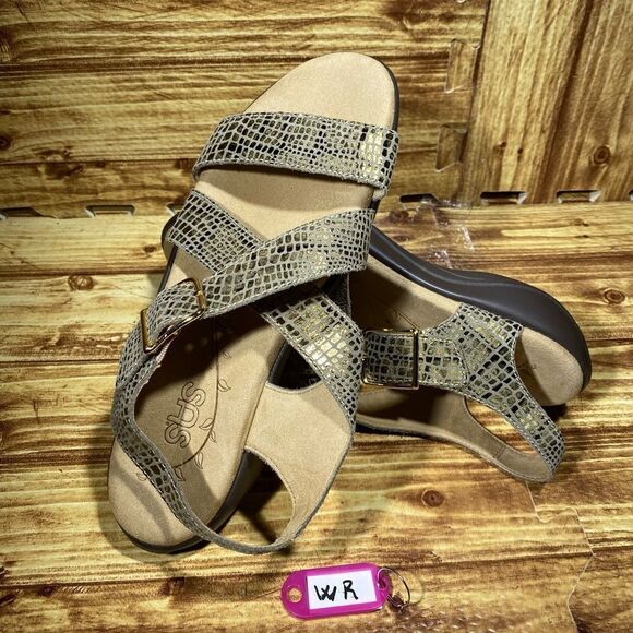 Womens size 7N SAS gold snake print leather buckle heel strap sandals - Picture 1 of 6